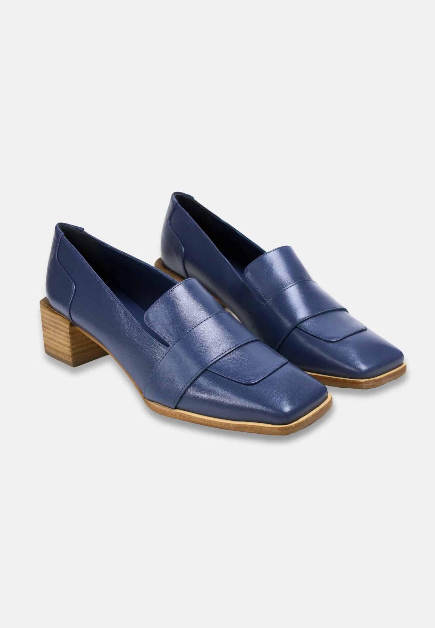 Mangará Atelier Blue Calf Leather Loafers Louro – Women’S 4cm Block Heel Mangará Atelier