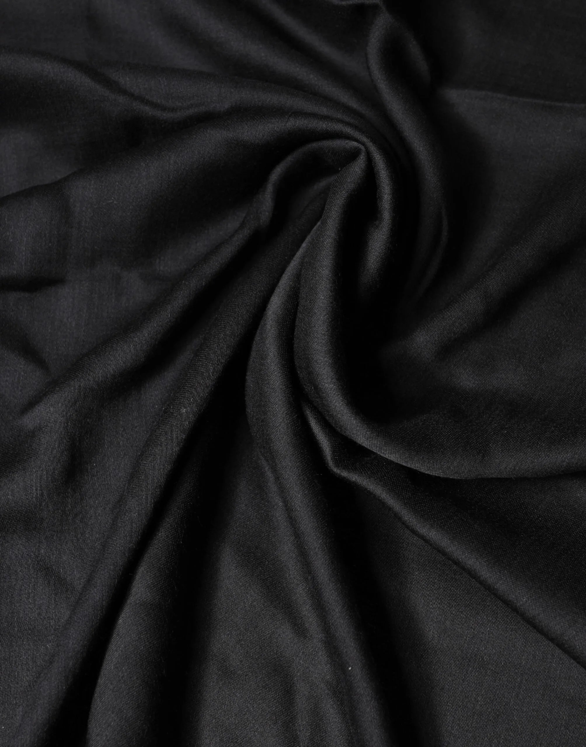 Dolce & Gabbana Black Lace Stole Neck Wrap Shawl Scarf - Zeiniez