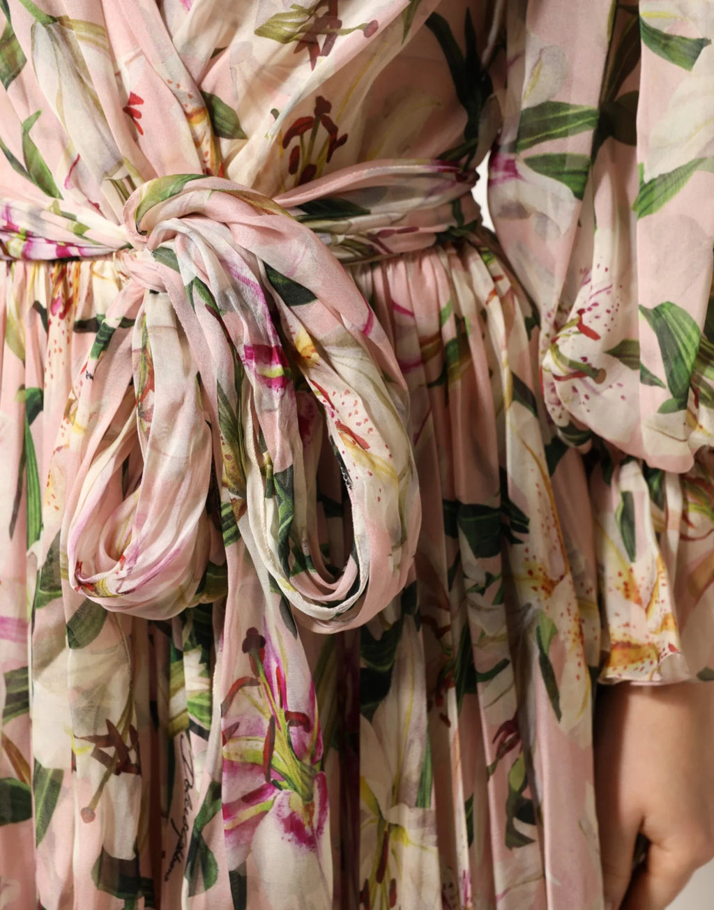Dolce & Gabbana Pink Lily Print A-line Pleated Maxi Dress - Zeiniez