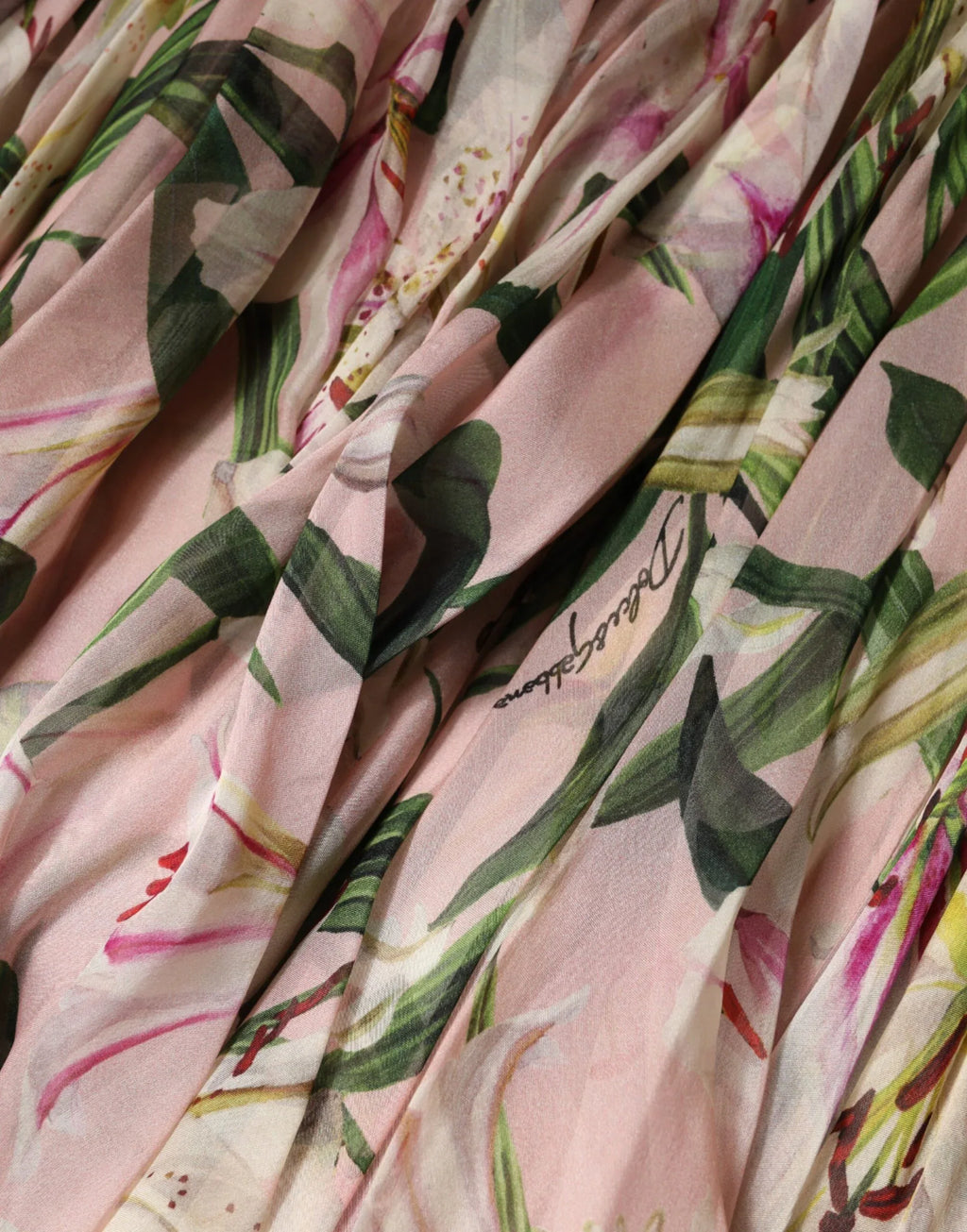 Dolce & Gabbana Pink Lily Print A-line Pleated Maxi Dress - Zeiniez