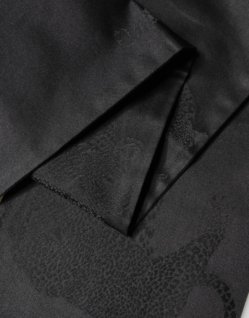 Dolce & Gabbana Black Satin Silk Fringes Neck Foulard Scarf - Zeiniez