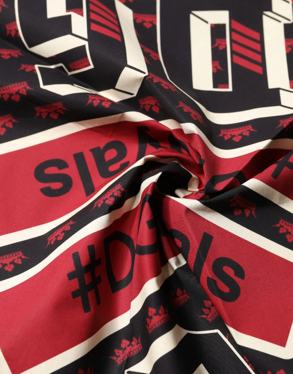 Dolce & Gabbana Multicolor #DGRoyals Square Foulard 50cm x 49.5cm Scarf - Zeiniez